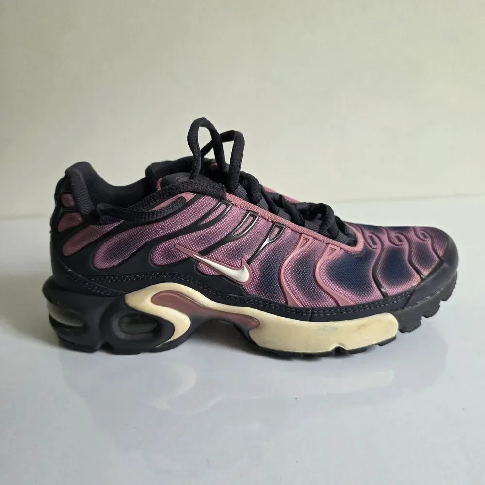Nike Air Max Plus TN GS Black Pink Fade Sneakers 718071-006 Kids Size 5Y